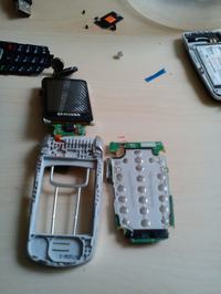 Samsung sgh-m300 gasnacy wy�wietlacz po 3 sekundach z otwarta klapka