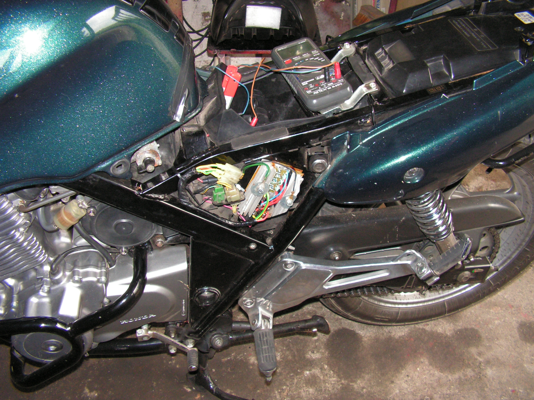 Honda CB500 regulator napięcia motocykla + dojazd na