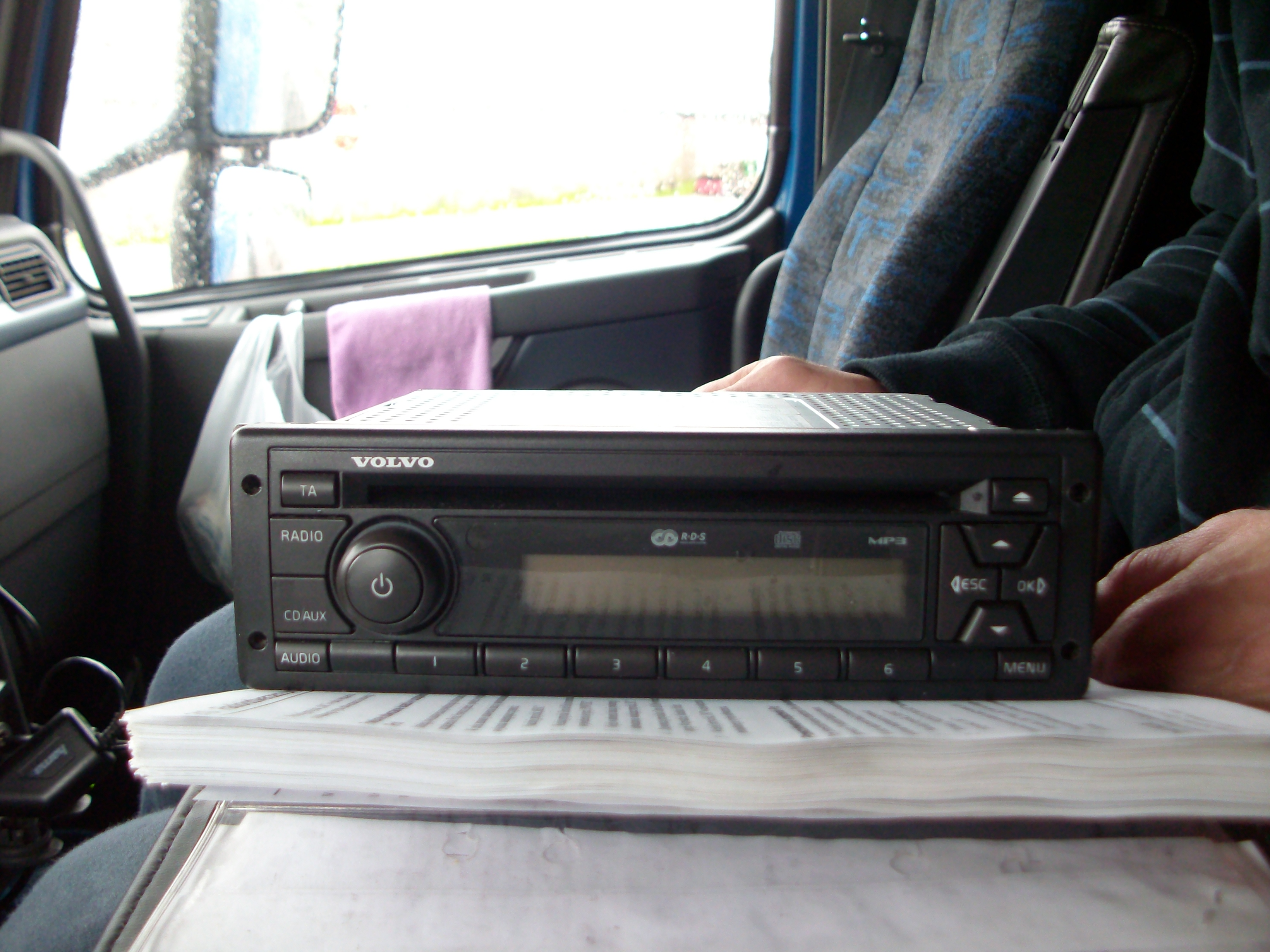 Radio samochodowe Volvo Delphi AUX Images Frompo