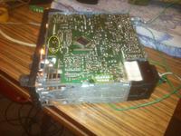 Radio samochodowe Opel 202B.Brak d�wi�ku,s�ycha� buczenie w g�o�nikach.