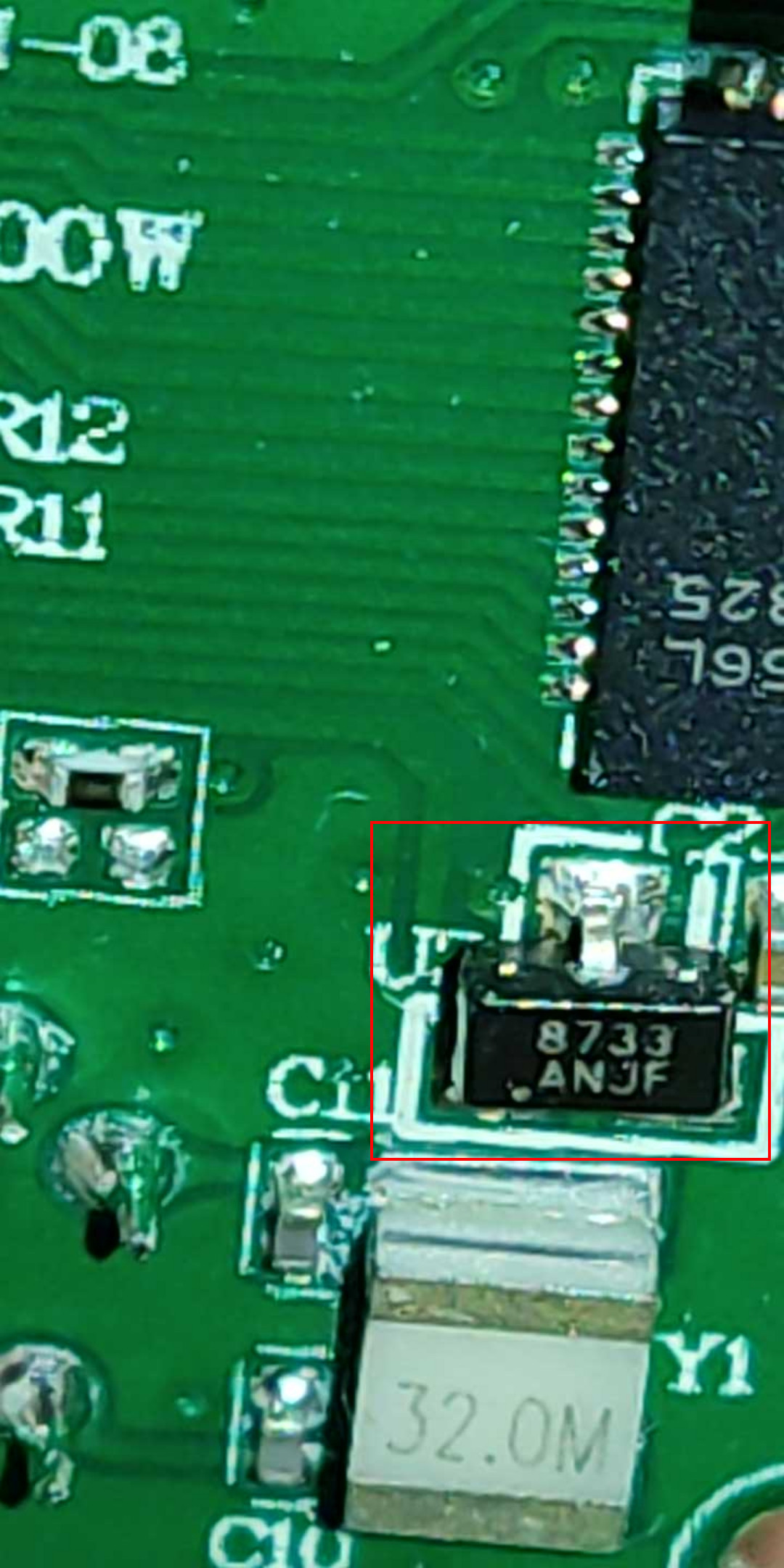 Rozwiązano Identyfikacja elementów SMD 8733 ANFJ 475C 1LN2