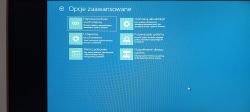 Ekran opcji zaawansowanych Windows z różnymi opcjami naprawy i przywracania systemu.