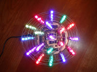 Cylinder z 95 diod RGB