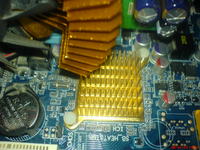 Radiatory grafiki i mostka południowego stykają się ze sobą.