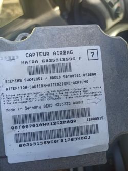 Espace III 3.0 v6 - Nie uruchamia pompy paliwa - przez błąd airbag.