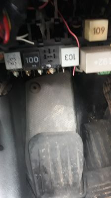 Seat Toledo II 2000rok 1.9tdi - Brak 12v w wewnątrz auta