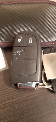 Brak sekundowego beep przy zamykaniu drzwi pilotem Jeep Compass