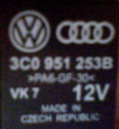 Przekaźnik samochodowy 3C0951253B