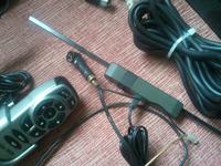 Radio, zmieniarka JVC, zestaw głoośnomówiący i dużo przewodów