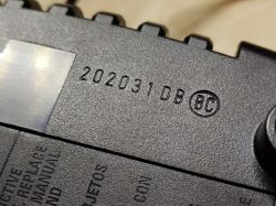 Identyfikacja elementów w ładowarce Dewalt DCB118 z UC3845B