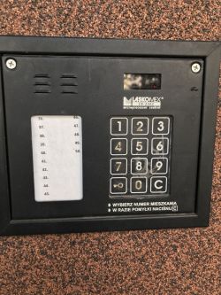 Jak poprawnie podłączyć domofon Cyfral?