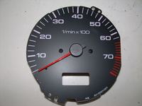 Podłączenie obrotomierza Audi UN4 na stole - 4 piny, instrukcje krok po kroku