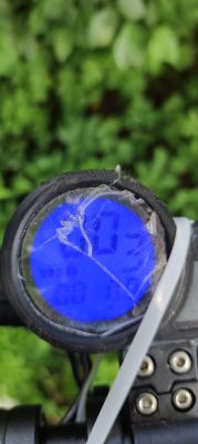 Janobike T10 - na wyświetlaczu pojawił się migający prostokąt