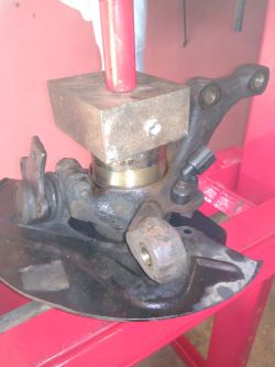 Front Wheel Bearing Replacement Process for VW Polo 6N 98: A Detailed Walkthrough Front Wheel Bearing Replacement Process for VW Polo 6N 98: A Detailed Walkthrough