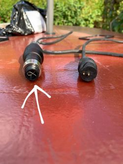 Zasilacz do halogenu Scangrip - gdzie kupić końcówkę do wtyku?