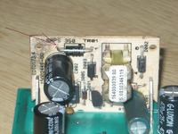 Indesit WISL 105 - pralka przerywa pracę po 10 minutach, co może być przyczyną?