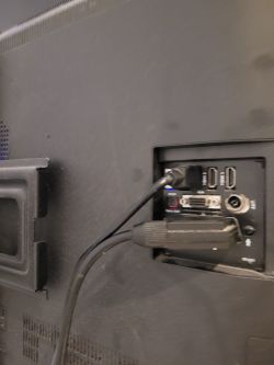 Jak podłączyć tv ze wzmacniaczem scart-scart+cinch
