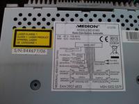 Medion MD81460 - Podłączenie kabli do 16-pinowego gniazda, różnice w schemacie