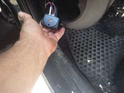 VW Passat B5 r.1997 - Miga kontrolka czerwona i 20 sek. światła awaryjne