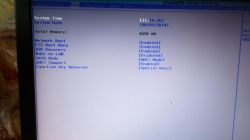 Laptop Acer Aspire E5-571 nie startuje z płyty CD - co jest nie tak?