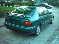 Wybór głosników samochodowych na tył - radio SONY XR-5810R