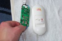 Koc elektryczny - nie grzeje, wylutowanie opornika pomaga(?)