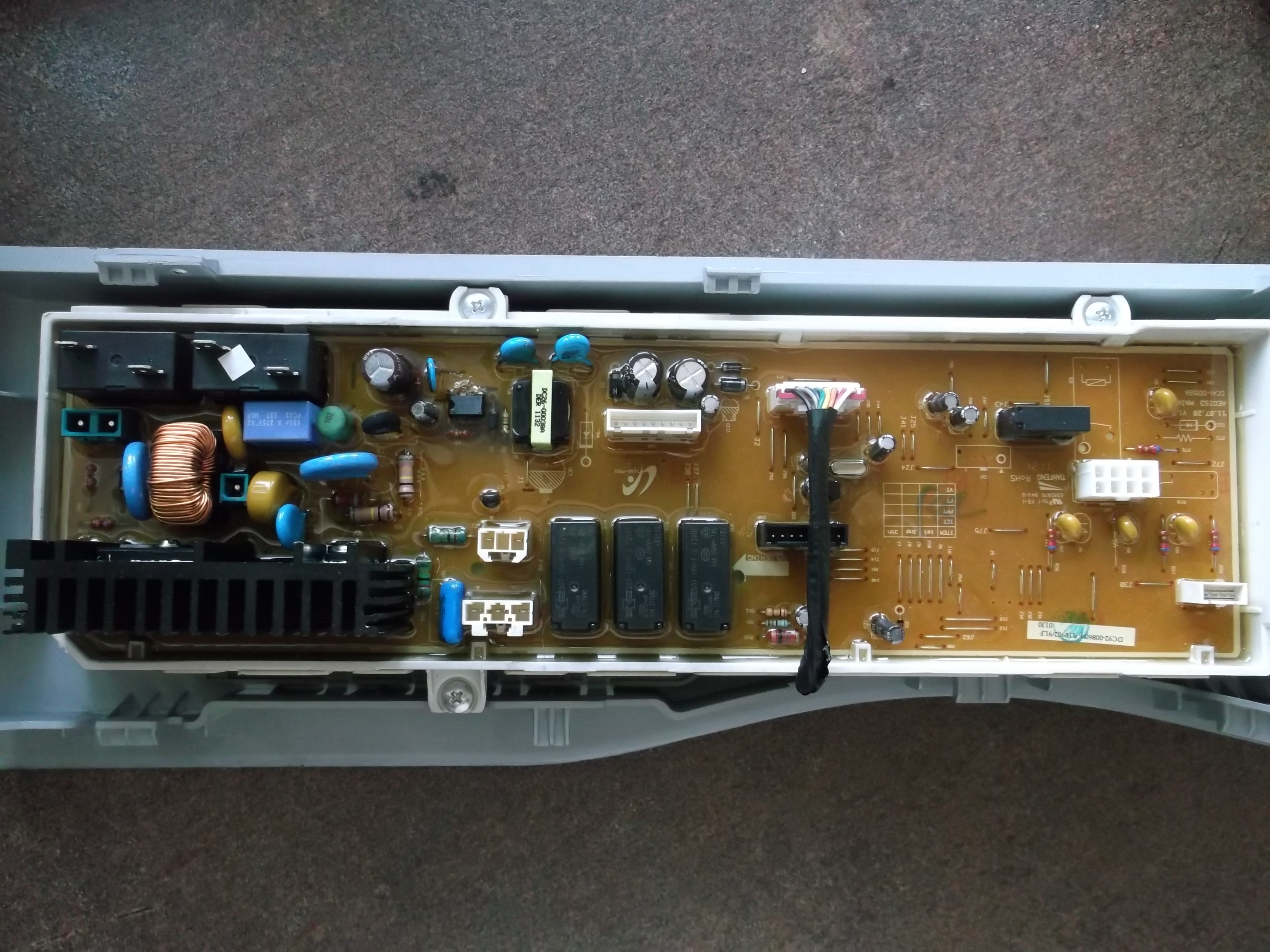 Pralka Samsung WF0702WKN - Uszkodzona przetwornica, gdzie znaleźć A6079M?