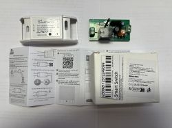 Smart Wi-Fi switch DH-2015 with instructions and packaging.