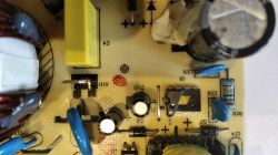 Amica PI6501TU - Jak zidentyfikować układ U1 po eksplozji, zwarte diody 4007