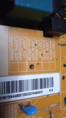 Close-up of a power supply board showing model number BN44-00872B.