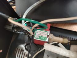 Wytwornica dymu nie działa (nie grzeje) // Pilot wytwornicy dymu działa "na odwrót"