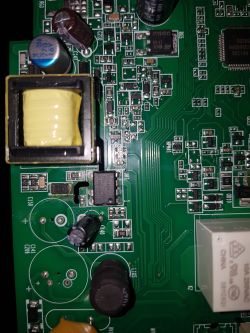 Indesit BI WDIL 861284 EU nalot przy przetwornicy i mosfecie w pralko-suszarce - co to jest?