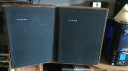 Identyfikacja czeskich kolumn - jaką mają markę i model?