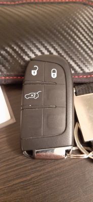 Brak sekundowego beep przy zamykaniu drzwi pilotem Jeep Compass