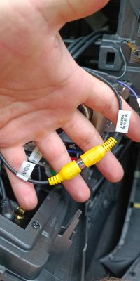 Toyota Avensis T27 i radio Junsen X7 Pro. Kamera cofania - podłączenie.