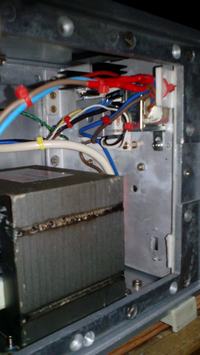 Zgrzewarka punktowa z wyświetlaczem LCD Zgrzewarka punktowa z wyświetlaczem LCD