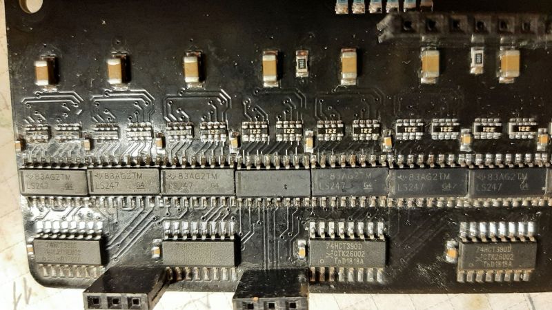 Using LM358 IC for Dual VU-Dial Indicator System in Plastic Housing: Tips & Tricks