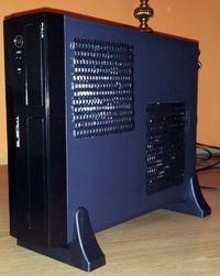 Zamontowanie wentylatorów by uzyskać dobry obieg.