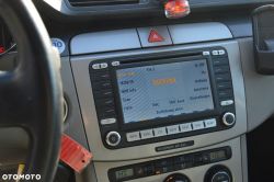 Vw Passat b6 - Jak podłączyć suba aktywnego do fabrycznego radia z navi?