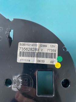 Fiat 500 2014 - Licznik zapala kontrolkę ABS po włączeniu kierunkowskazu