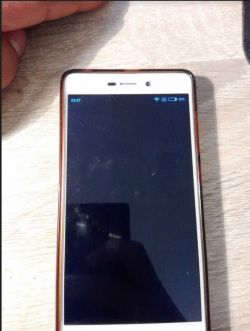 Xiaomi redmi 3 - Black screen right after turning on the phone Xiaomi redmi 3 - Black screen right after turning on the phone