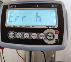 Waga satis stb-7 ciągle wyświetla ten komunikat Err-h