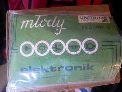 Zielona okładka zestawu „młody elektronik” UNITRA TELPOD, „ZESTAW 2”, w foliowej torebce