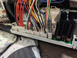 Expres Siemens EQ7 TK76009 - Nie włącza się - zapala LCD i gaśnie