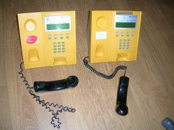 Centrale i sieci kablowe telefonii stacjonarnej