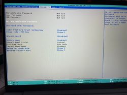 Instalacja win10 na nowym laptopie. Nie widzi dysku!