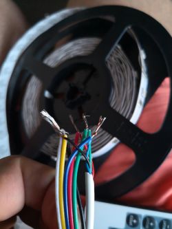 Jak podłączyć taśmę 6 pionowa RGB WW do sterownika RGBW?