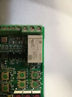 Inwerter Yaskawa CIMR-J7AZ20P4 uszkodzony przekaźnik DSP1-DC12V-R Inwerter Yaskawa CIMR-J7AZ20P4 uszkodzony przekaźnik DSP1-DC12V-R