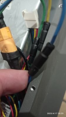 rozłączenie złączek kablowych hulajnoga motus 10 plus 2021