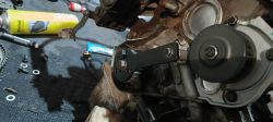 Silnik Fiat Bravo 1.4 z zainstalowaną blokadą do wymiany rozrządu